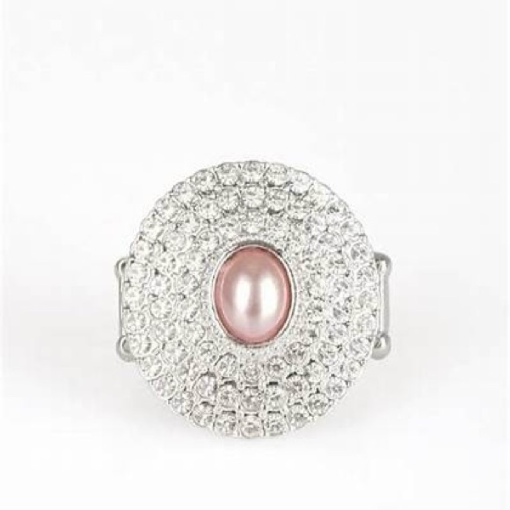 *Pink stone and White rhinestones circle ring.